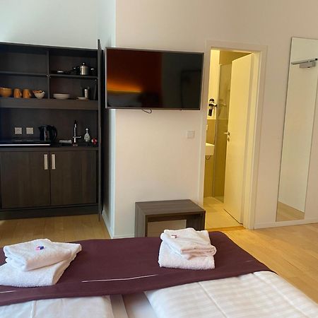 Sevendays Hotel Карлсруе Екстер'єр фото