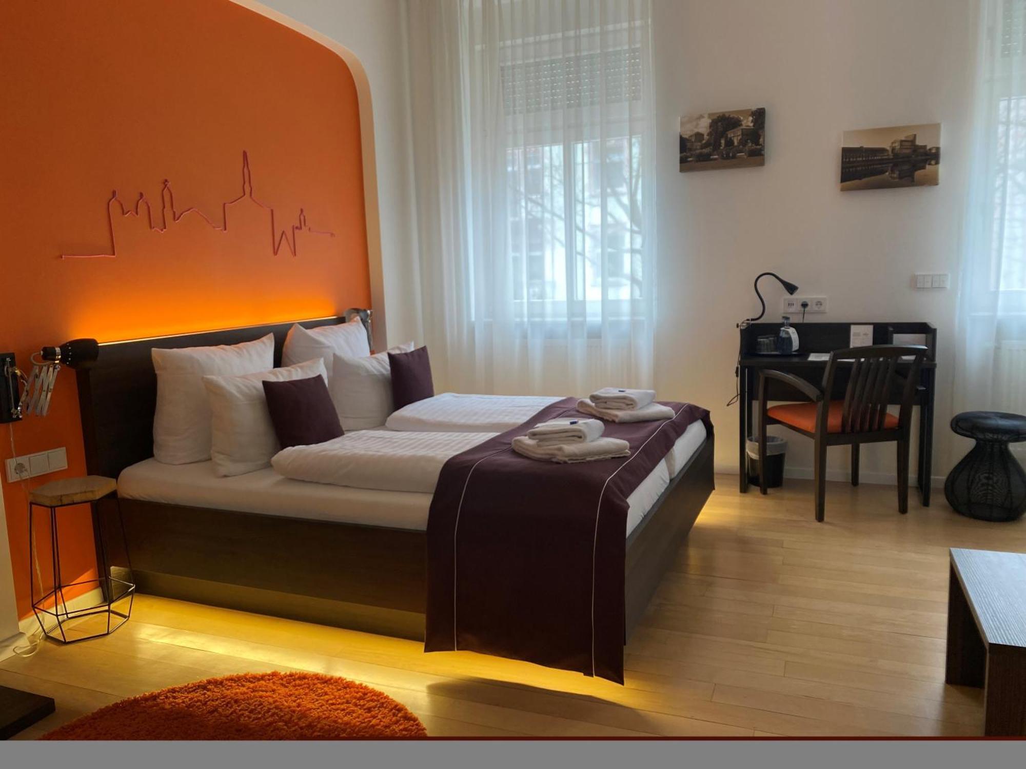 Sevendays Hotel Карлсруе Екстер'єр фото