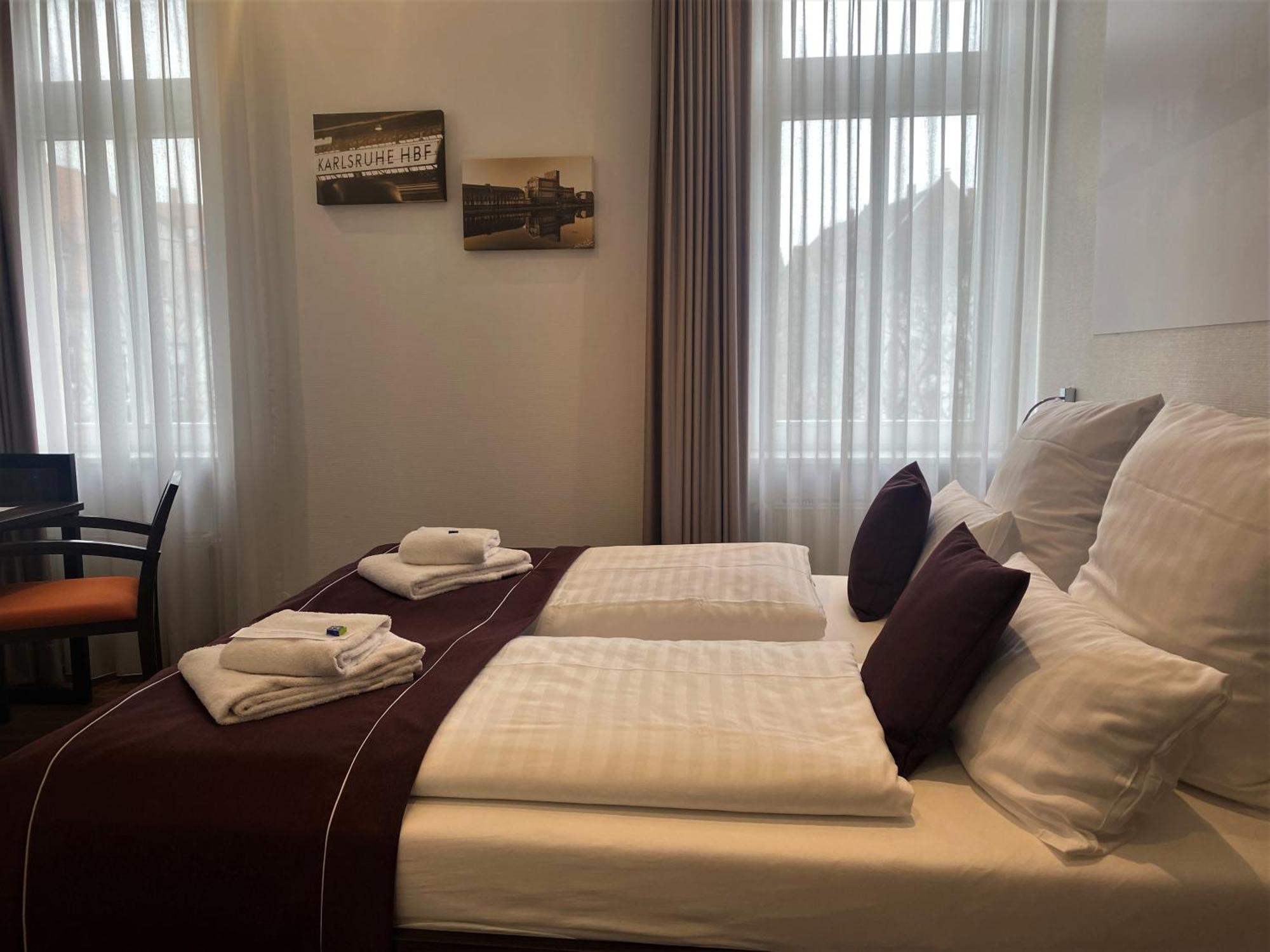 Sevendays Hotel Карлсруе Екстер'єр фото